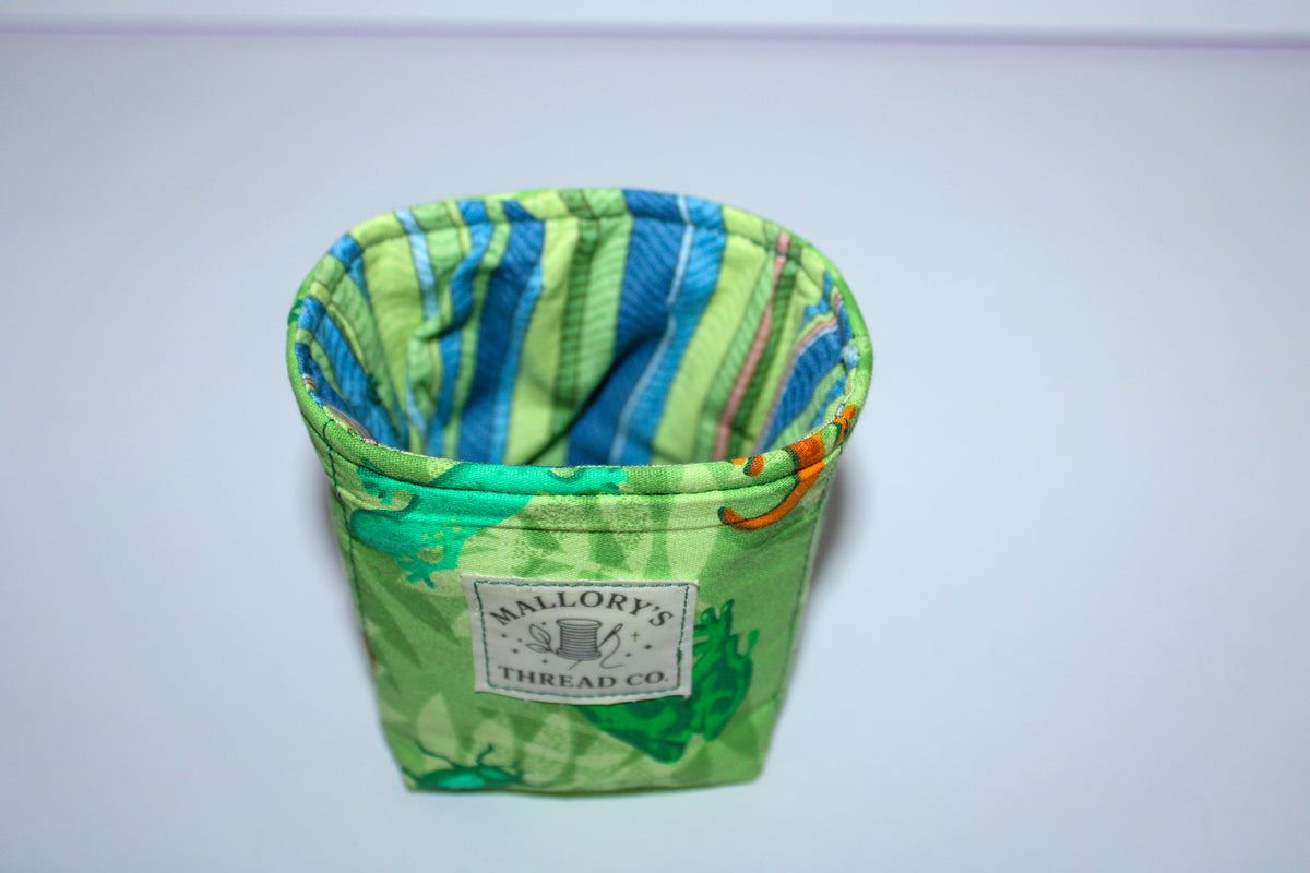 Reptile Jar Koozie