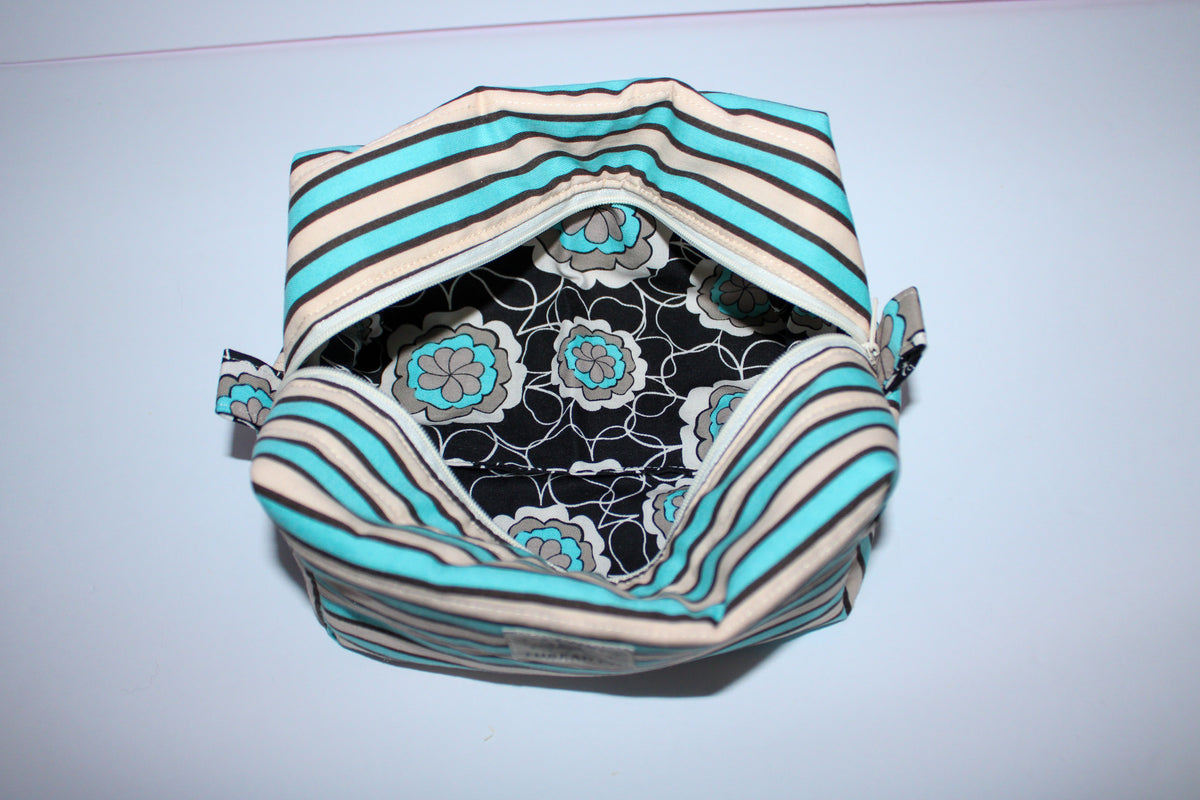 Vintage Flower Makeup Bag