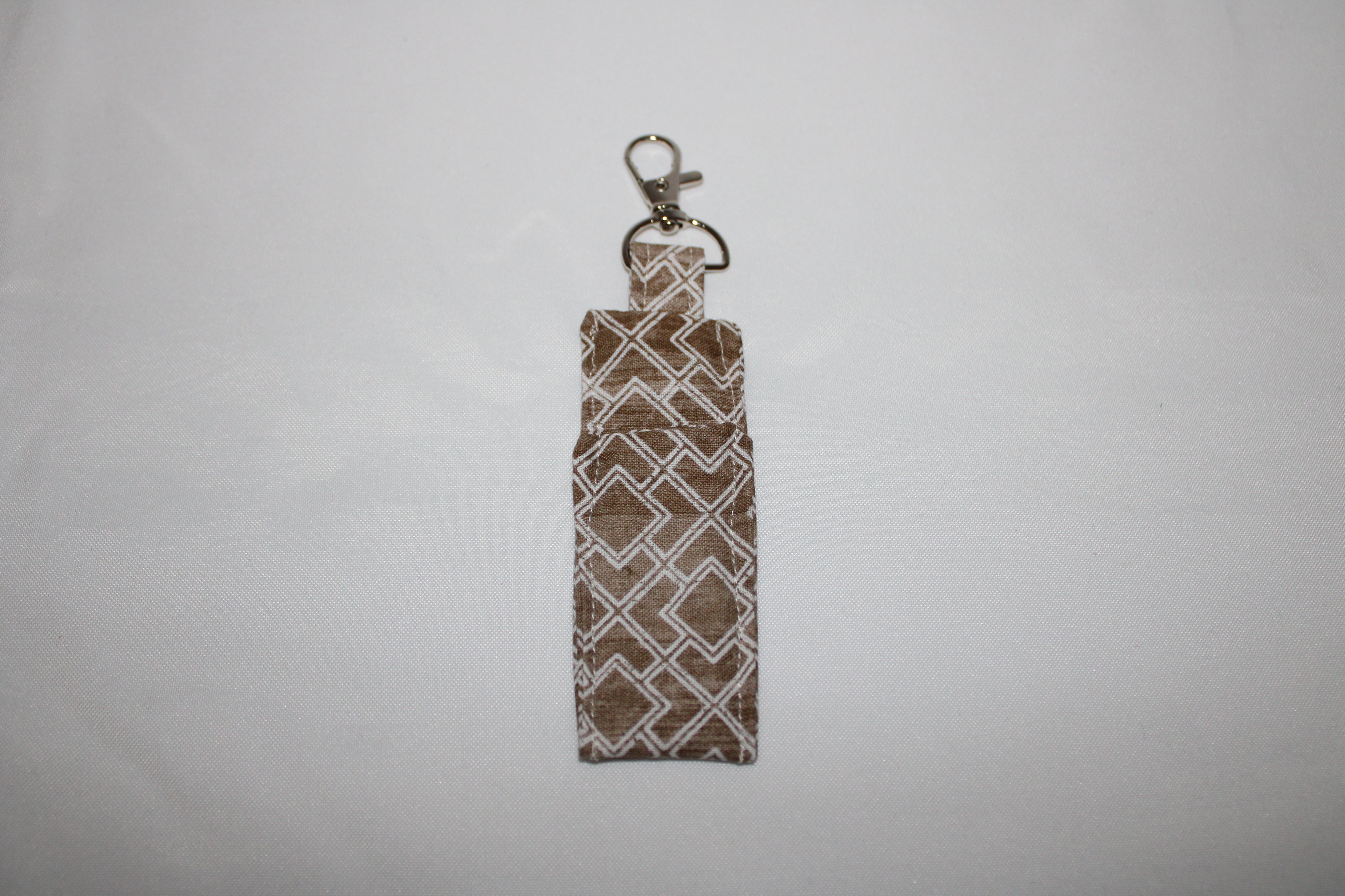 Mocha maze chapstick holder