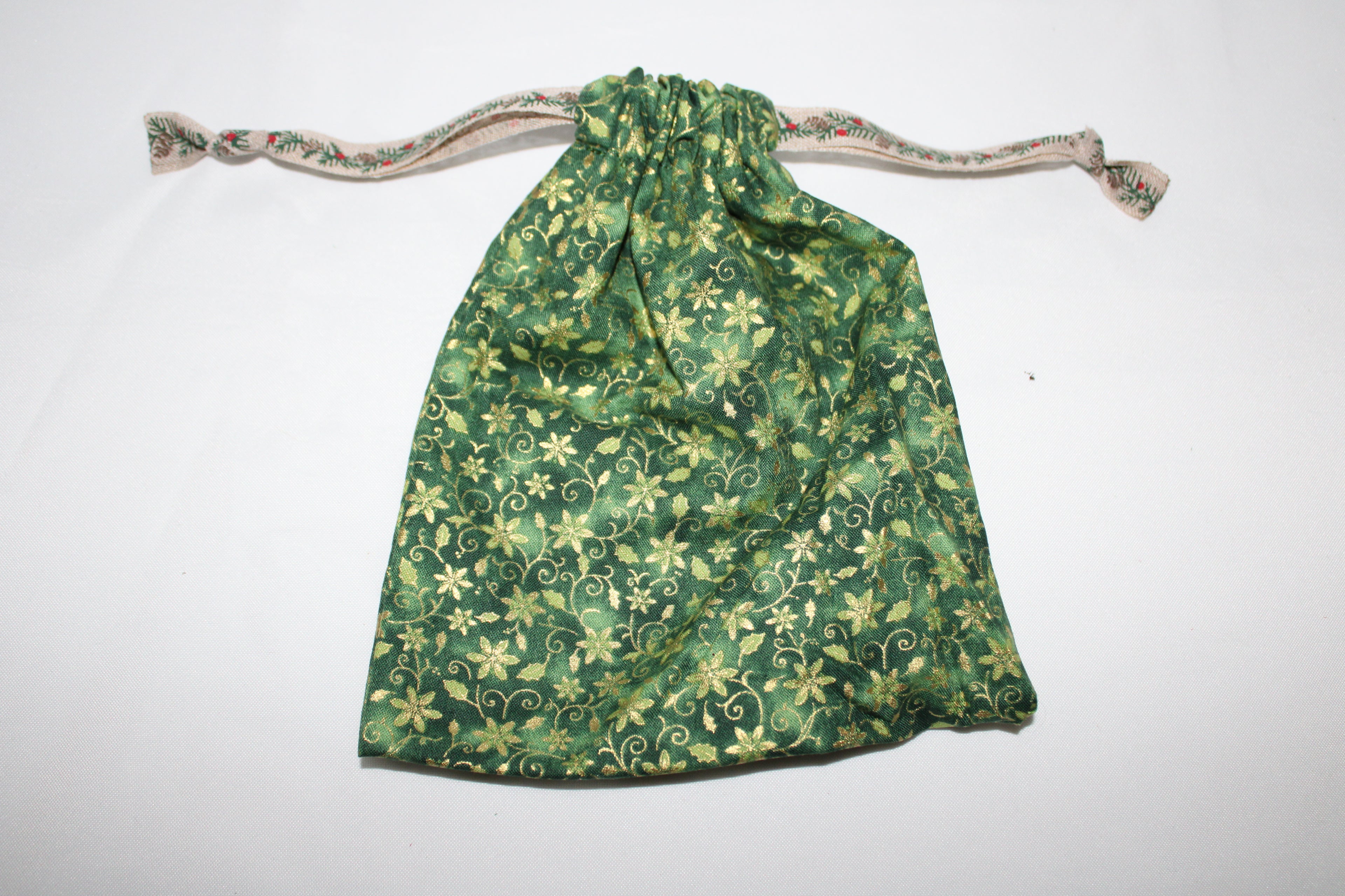 Small ivy twinkle gift bag