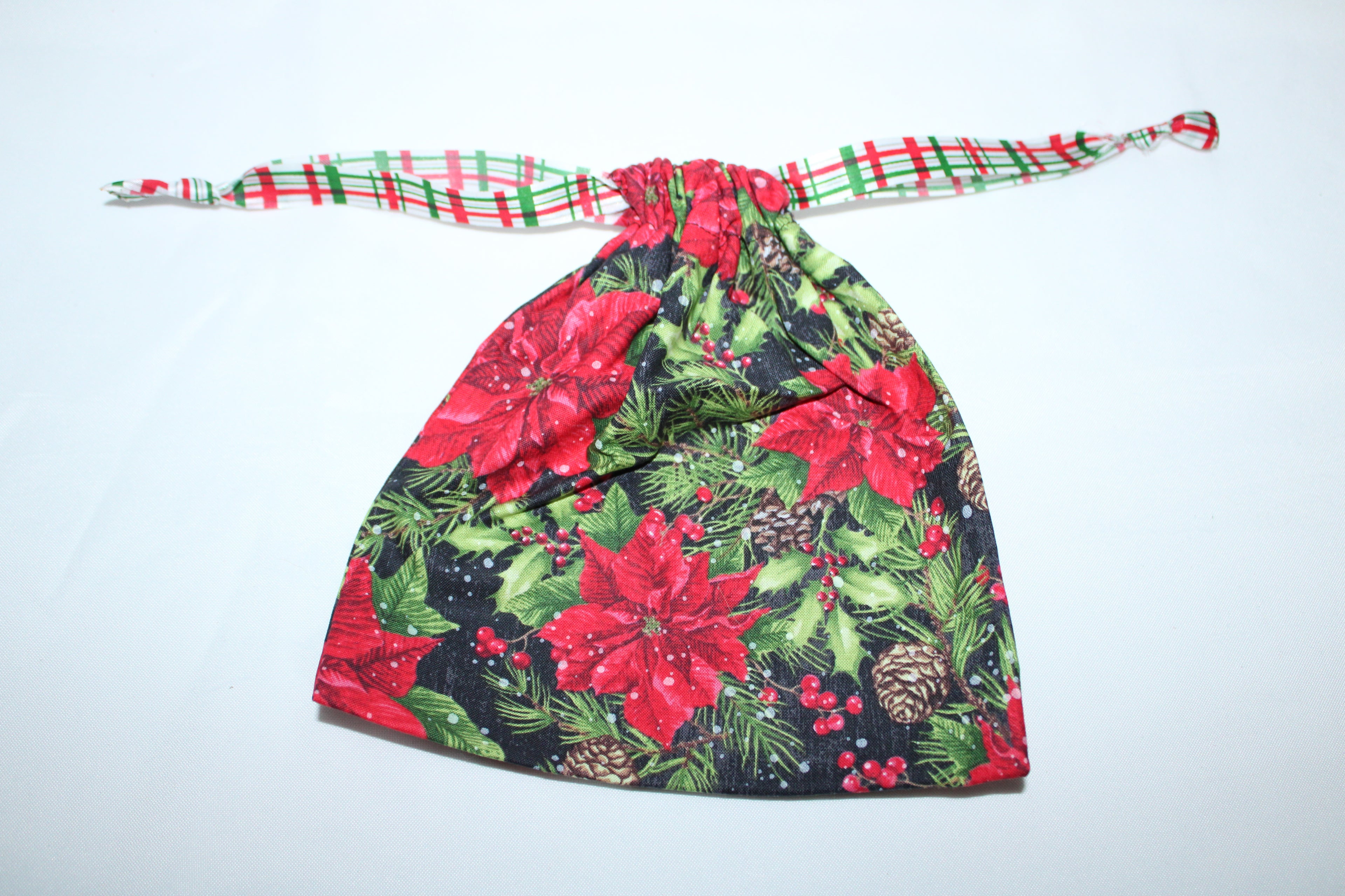Small poinsetta gift bag