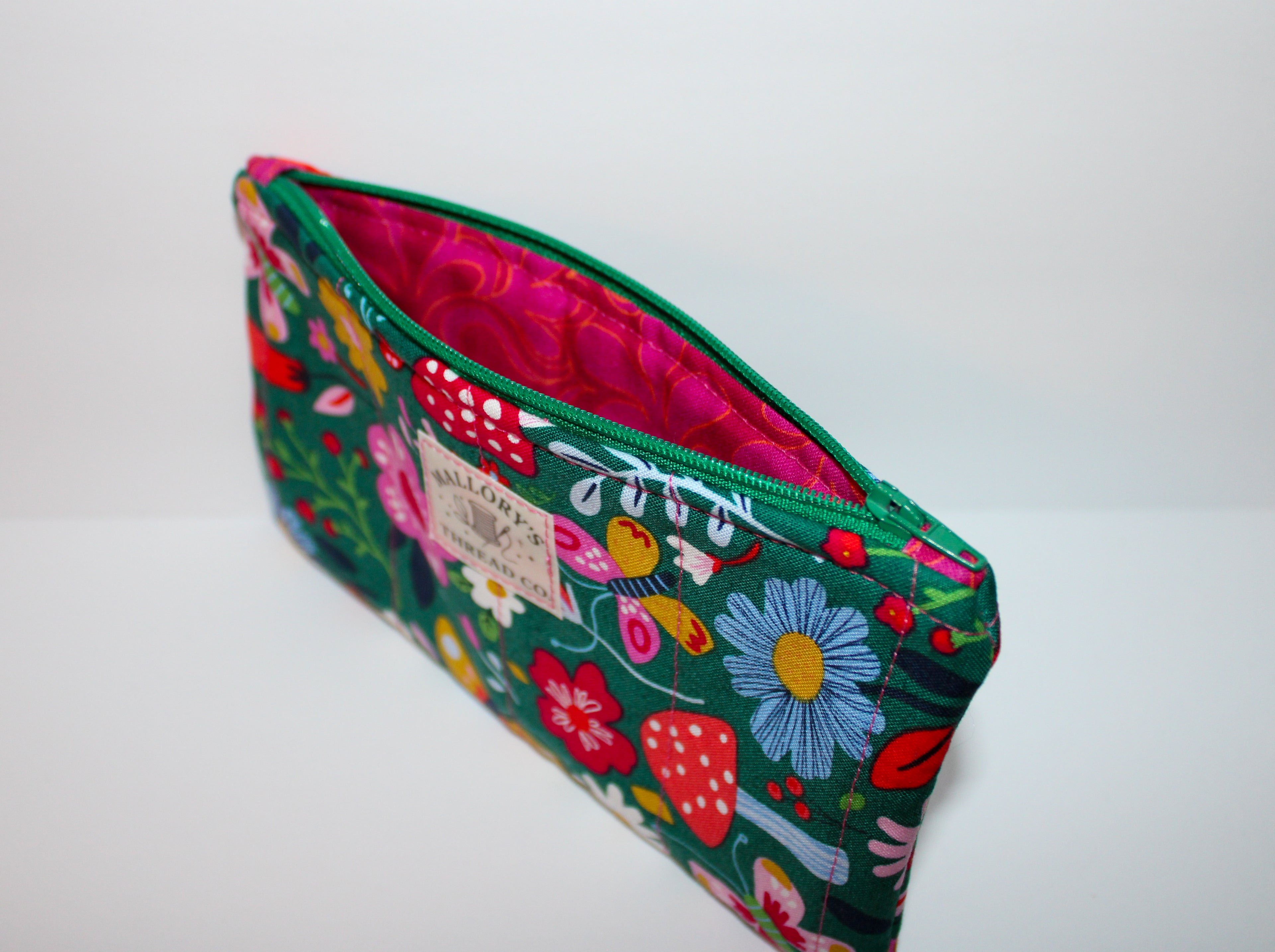 Green Picnic Zipper Pouch