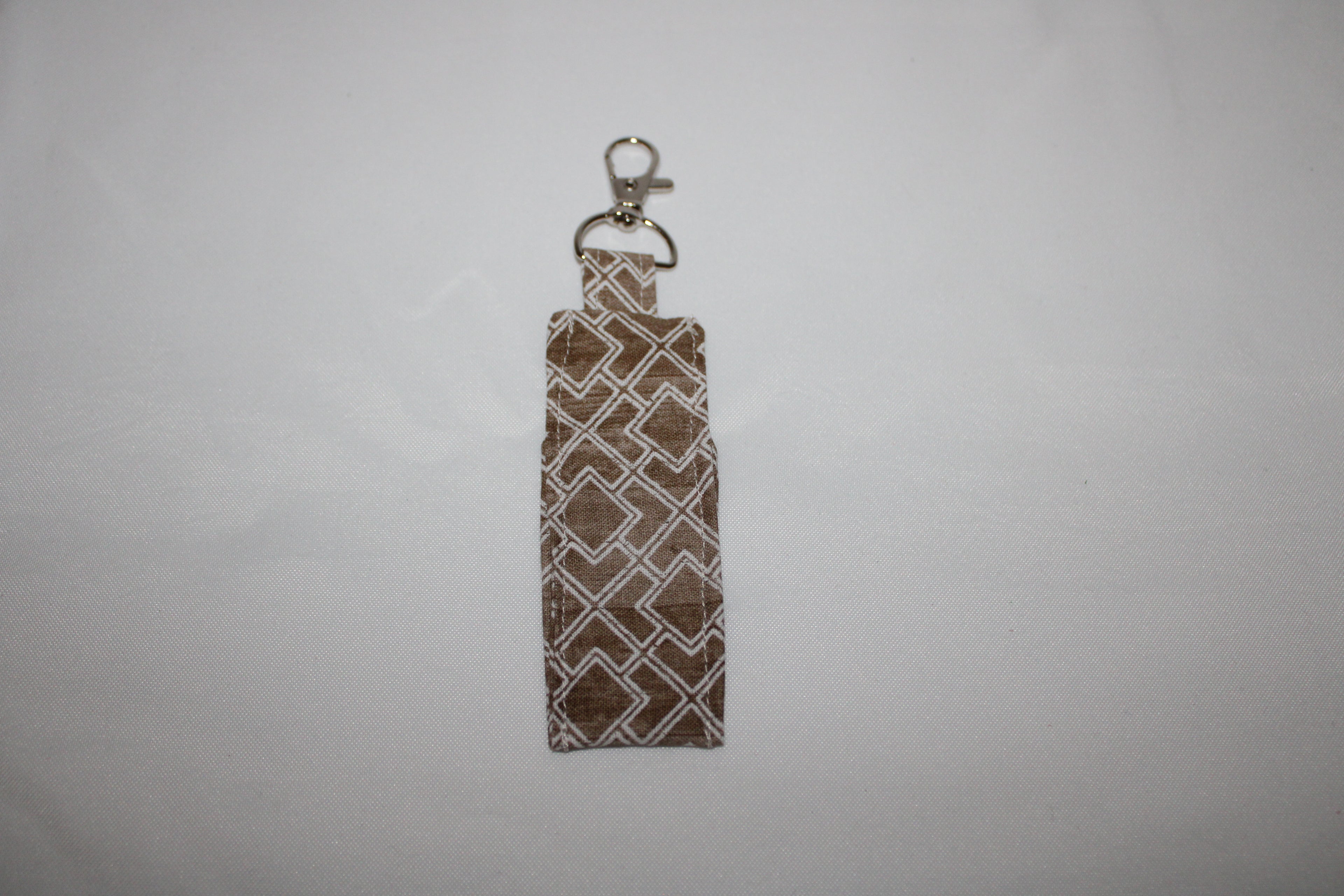 Mocha maze chapstick holder