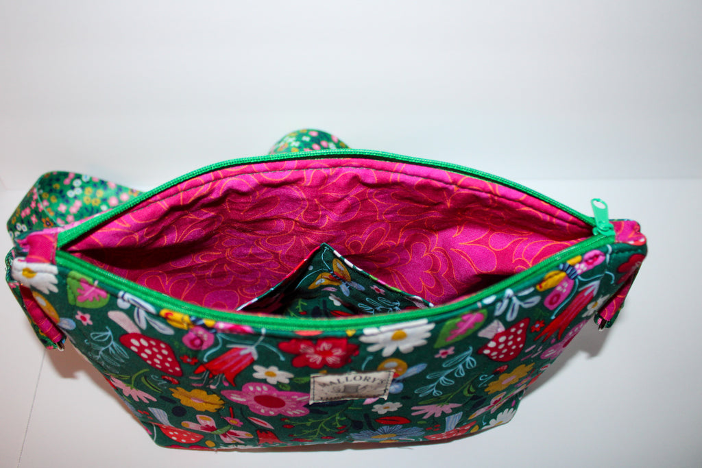Green Picnic Crossbody