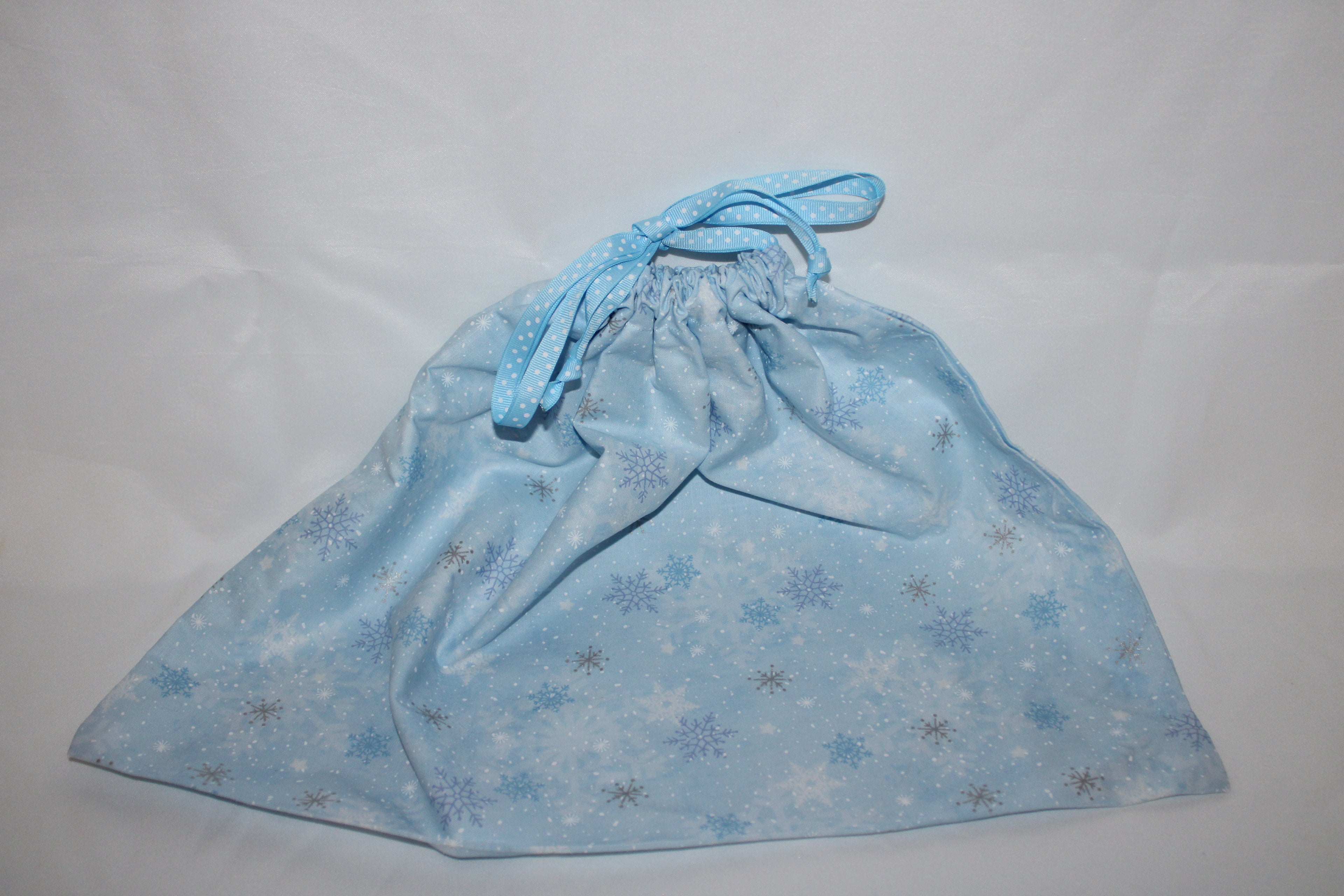Large blue frost gift bag